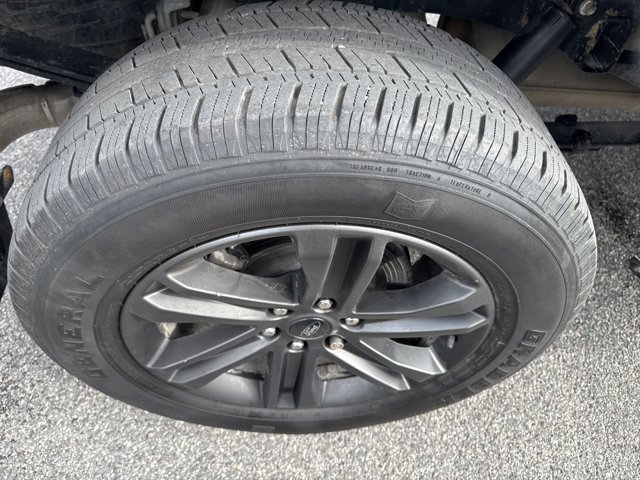 Certified 2023 Ford F150 Lariat w/ Equipment Group 502A High image 19