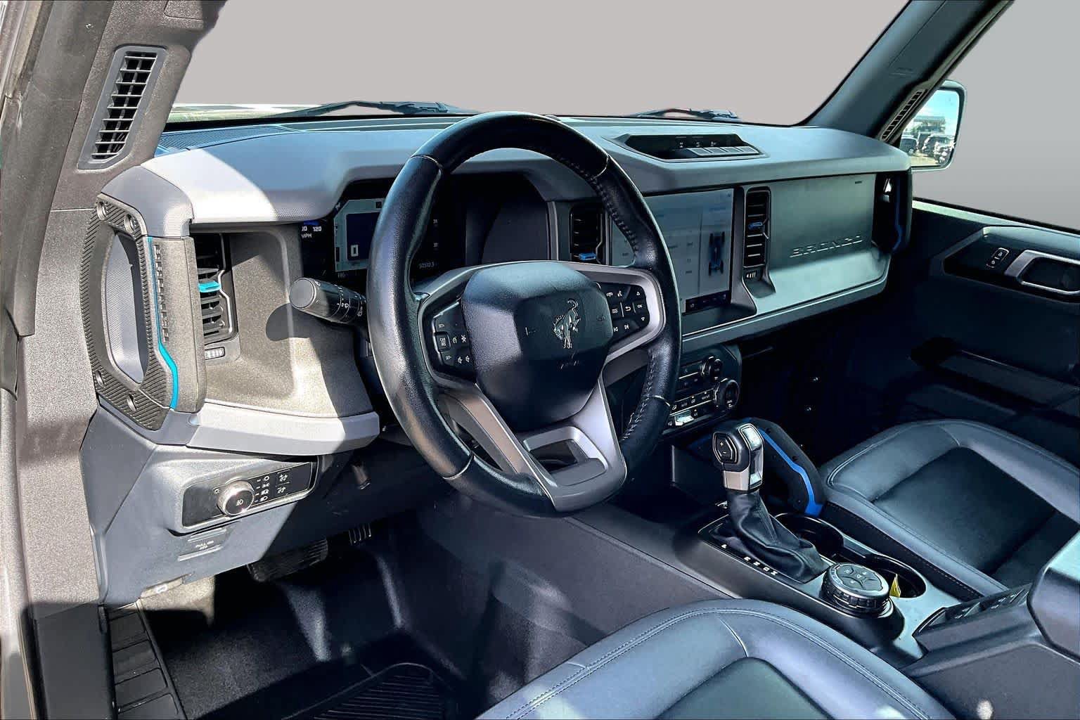 Certified 2024 Ford Bronco Black Diamond AWD/4WD image 18