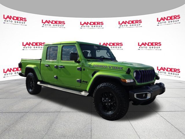 Used 2025 Jeep Gladiator Sport
