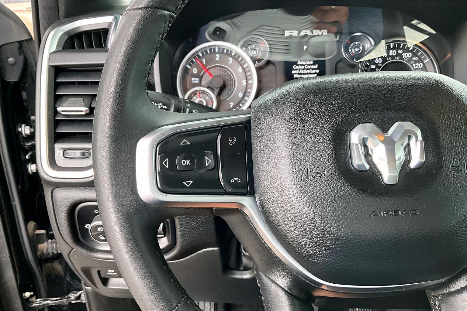 Used 2025 RAM 1500 Big Horn AWD/4WD image 23
