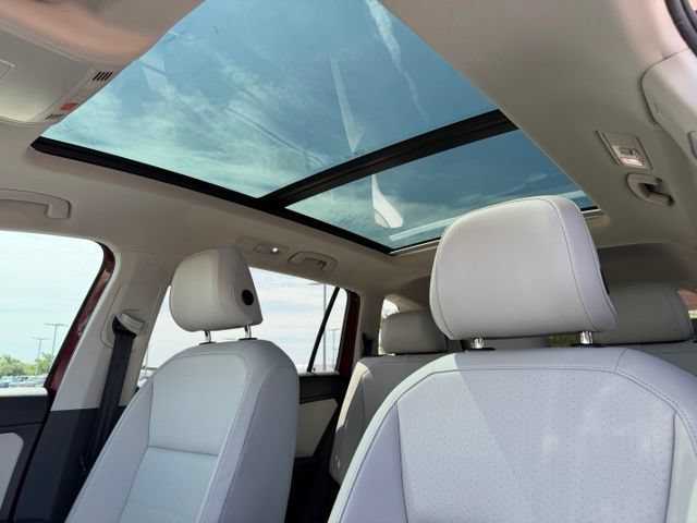 Used 2019 Volkswagen Tiguan SEL FWD image 11