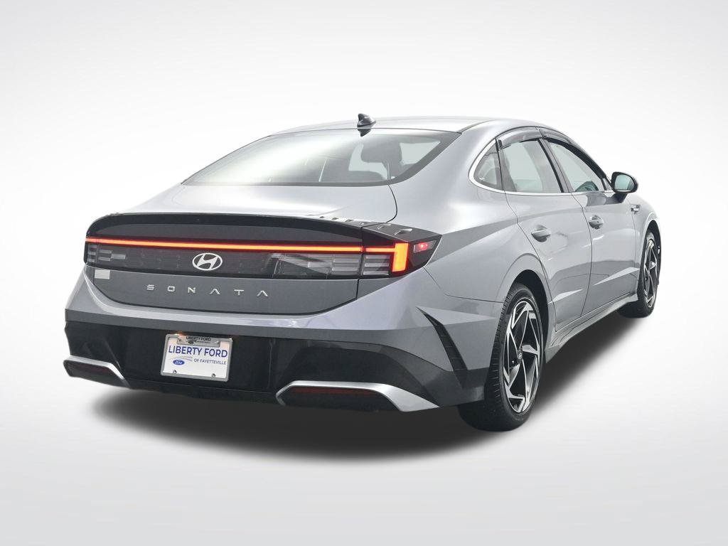Used 2026 Hyundai Sonata SEL FWD image 7