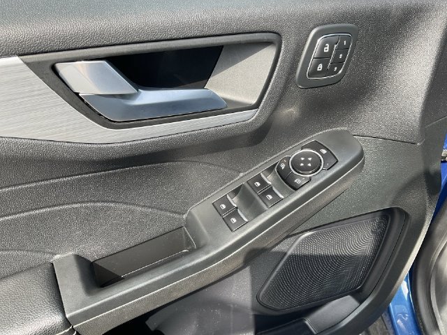 Certified 2023 Ford Escape Platinum AWD/4WD image 14