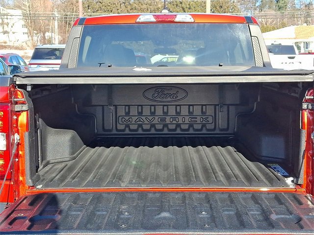 Certified 2024 Ford Maverick XLT w/ XLT Luxury Package image 28
