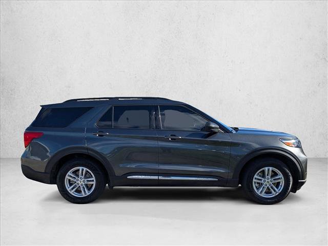 Certified 2020 Ford Explorer XLT image 4