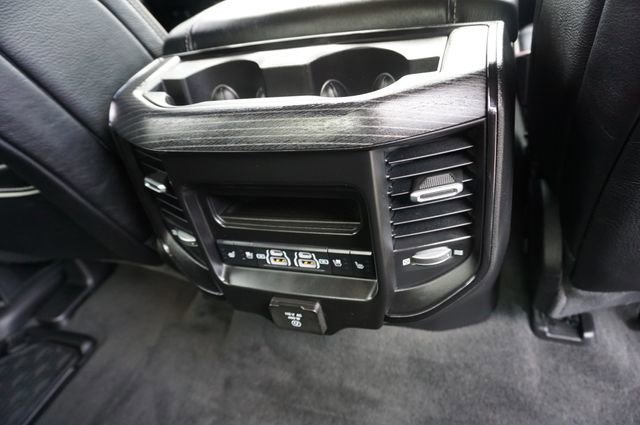 Used 2023 RAM 1500 Limited RWD image 32
