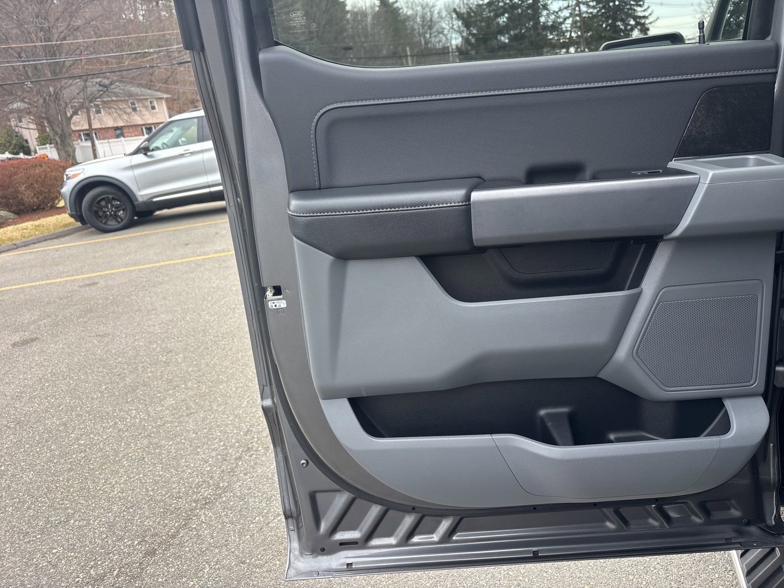 Certified 2022 Ford F150 XLT w/ Equipment Group 302A High image 46