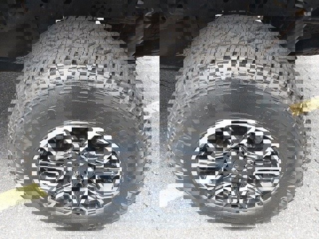 Certified 2022 Ford F150 XLT w/ Equipment Group 302A High image 13