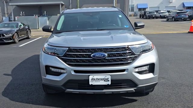 Certified 2023 Ford Explorer XLT w/ Equipment Group 202A AWD/4WD image 9