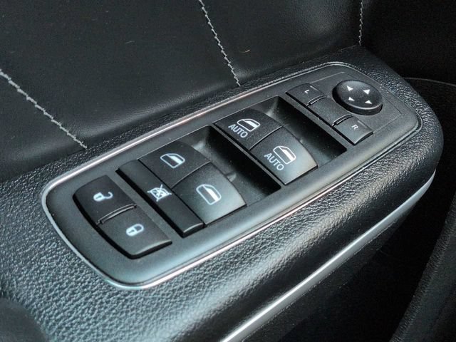 Used 2020 Dodge Charger Scat Pack RWD image 30