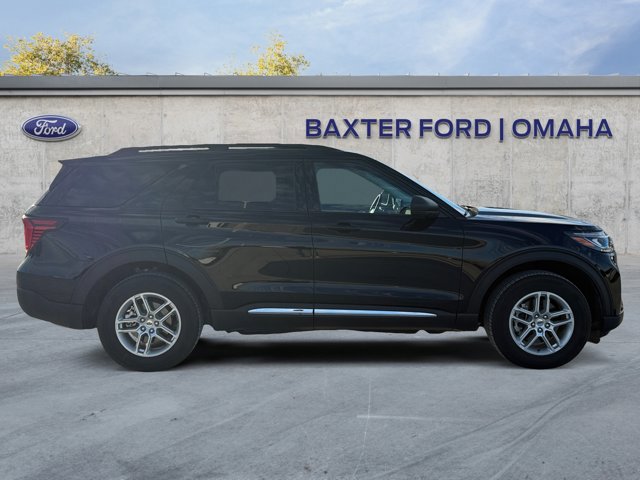 Certified 2025 Ford Explorer Active AWD/4WD image 6