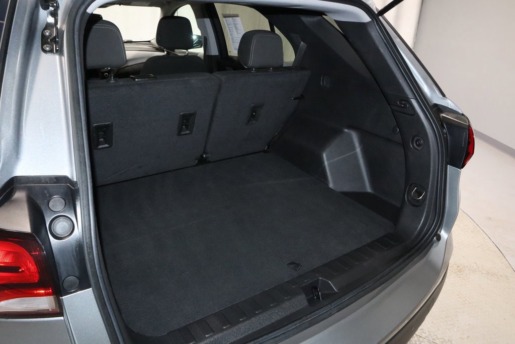 Used 2023 Chevrolet Equinox LS image 16