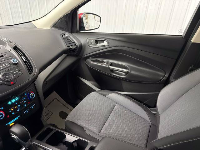 Certified 2018 Ford Escape SE FWD image 27