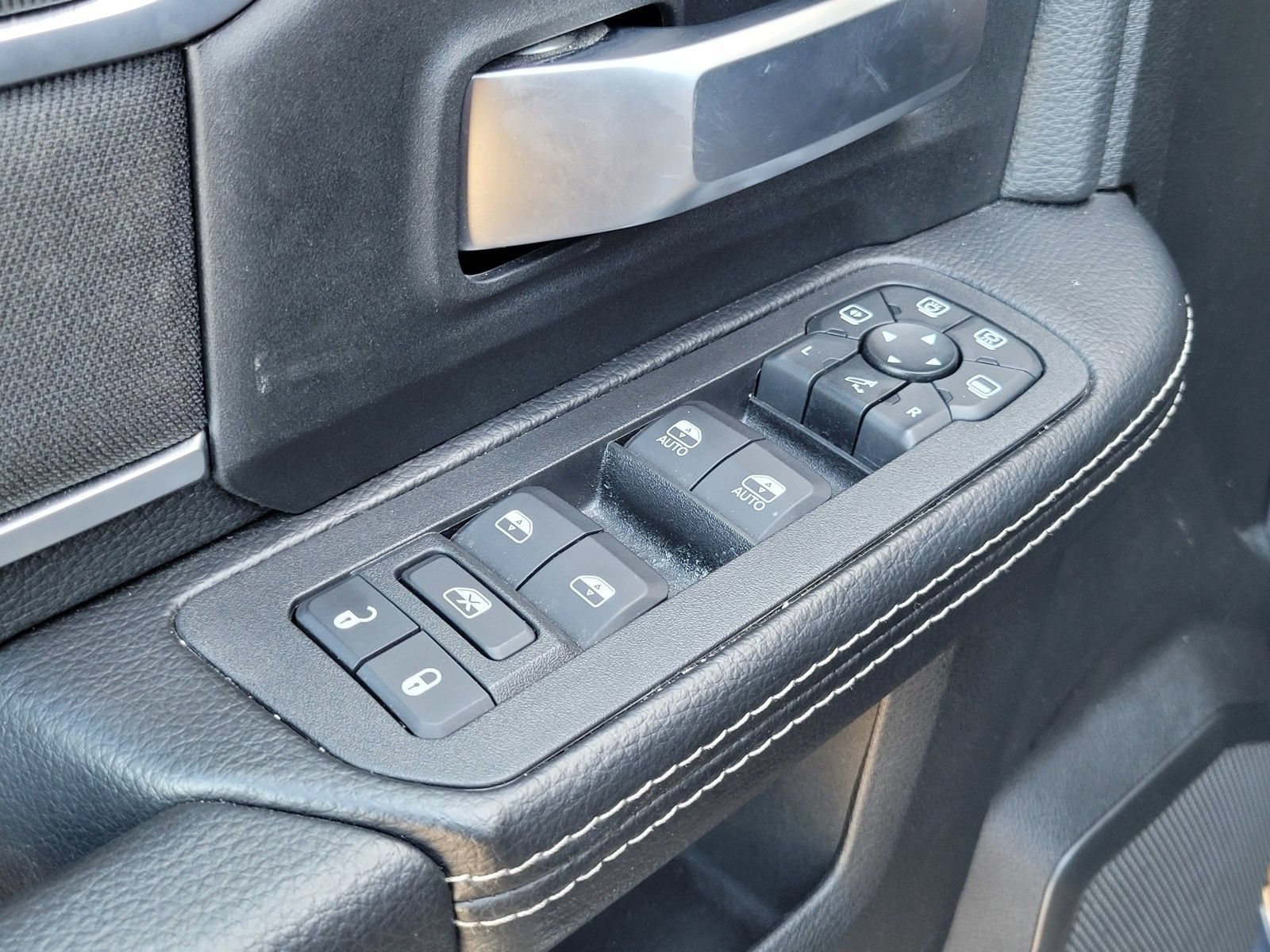 Used 2025 RAM 2500 Big Horn AWD/4WD image 17