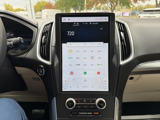 Certified 2024 Ford Edge Titanium image 20