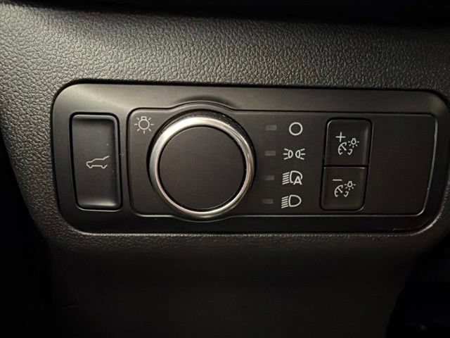 Certified 2023 Ford Escape Active AWD/4WD image 18
