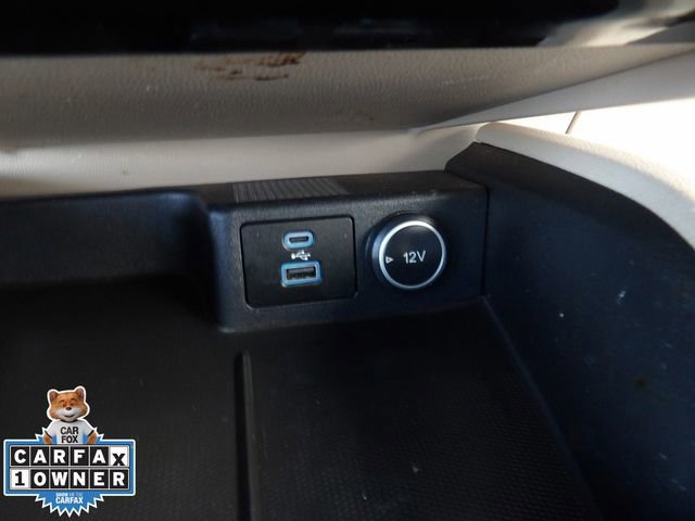 Certified 2021 Ford Escape SE w/ SE Sport Appearance Package image 17