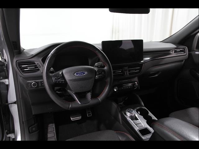 Certified 2023 Ford Escape ST-Line w/ Tech Pack #1 AWD/4WD image 6