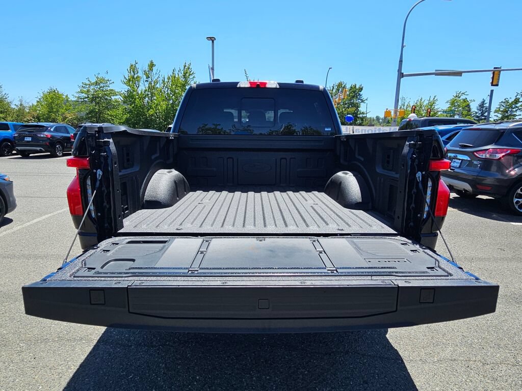 Certified 2025 Ford F150 Lightning Lariat AWD/4WD image 5