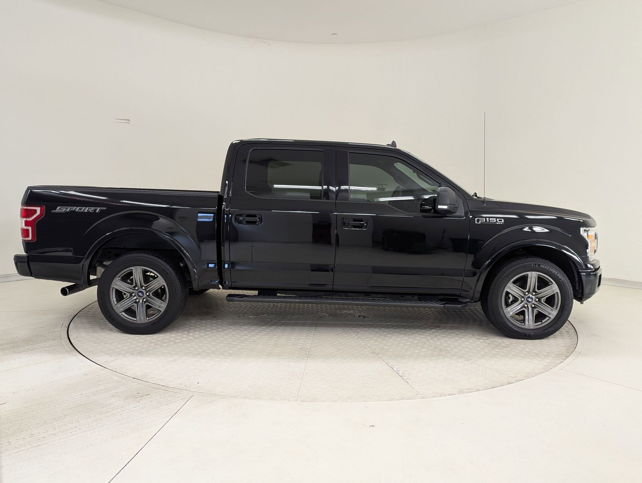 Certified 2020 Ford F150 XLT w/ Equipment Group 302A Luxury image 7