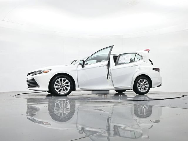 Used 2024 Toyota Camry LE FWD image 53