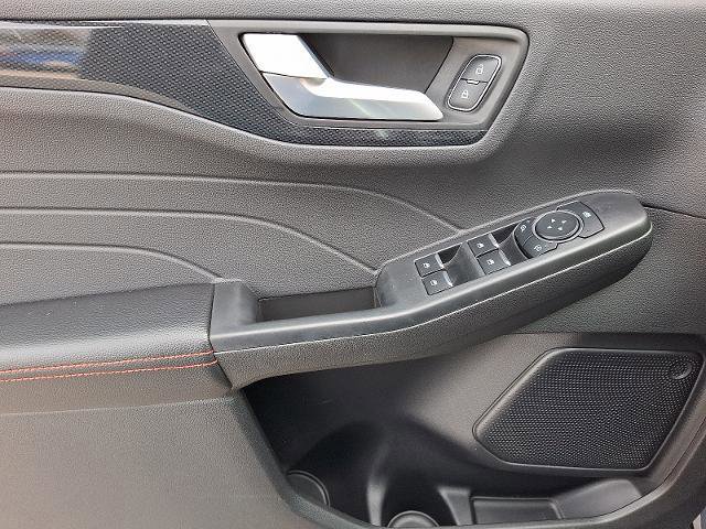 Certified 2025 Ford Escape ST-Line Elite w/ Tech Pack #1 image 12