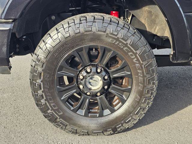 Certified 2021 Ford F350 Platinum w/ Tremor Off-Road Package image 8