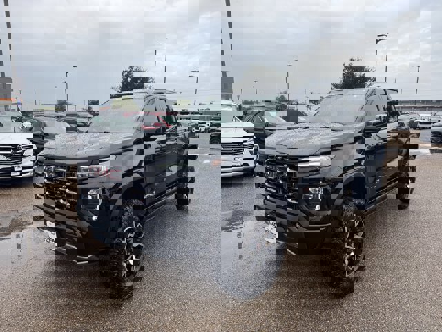 Used 2025 GMC Canyon AT4 w/ AT4X Package