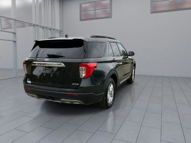 Certified 2022 Ford Explorer XLT w/ Equipment Group 202A AWD/4WD image 3