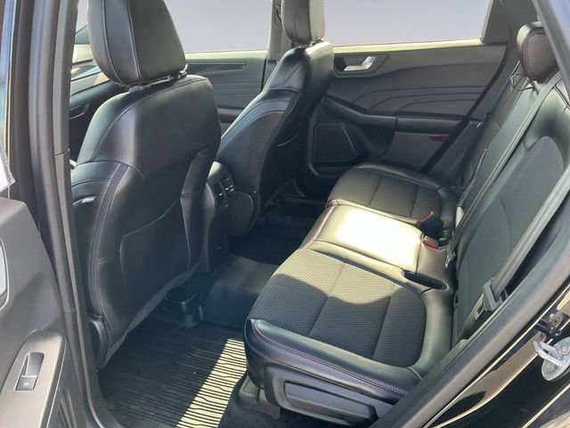 Certified 2024 Ford Escape ST-Line AWD/4WD image 13