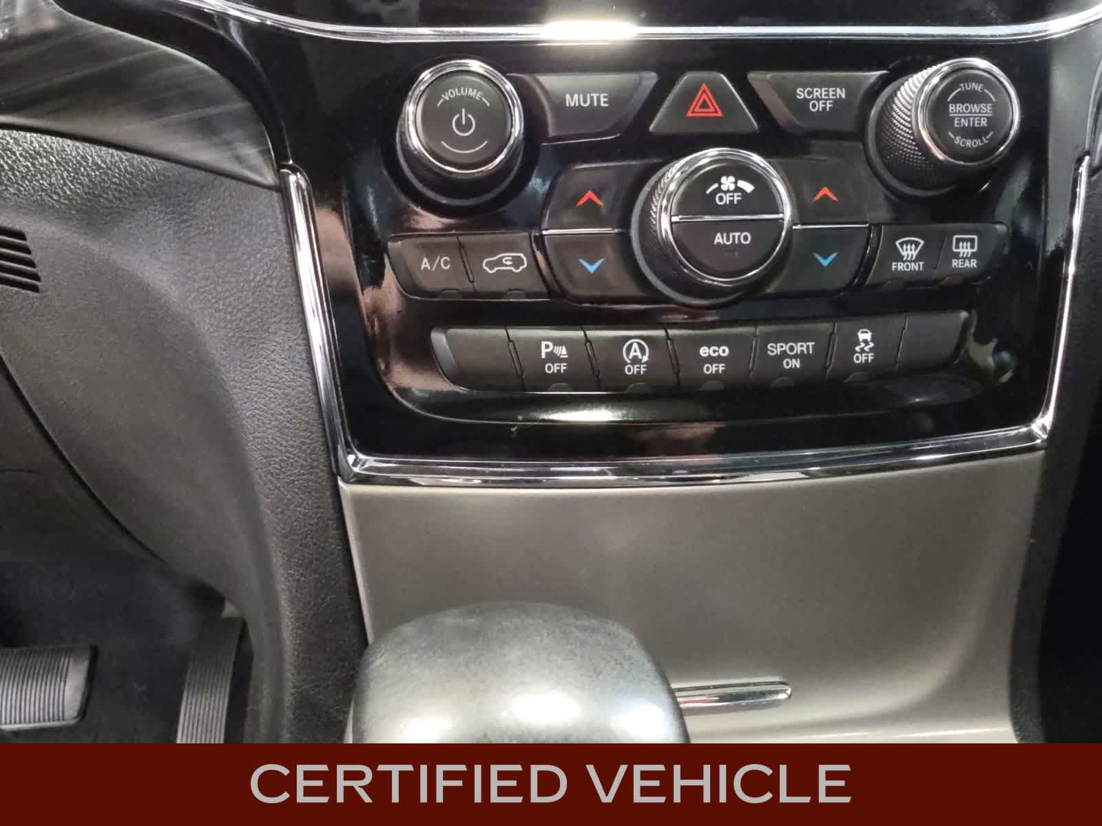 Used 2019 Jeep Grand Cherokee Altitude AWD/4WD image 25
