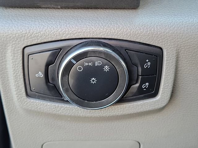 Certified 2022 Ford F250 XL w/ Power Equipment Group image 17