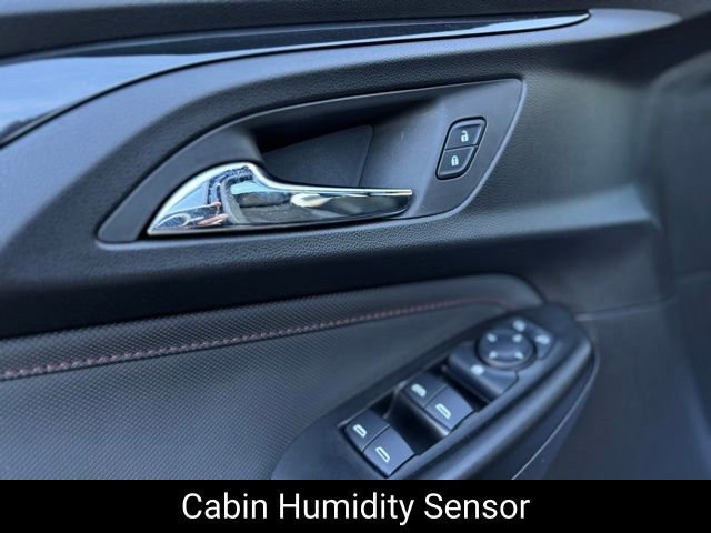 Used 2023 Chevrolet TrailBlazer RS w/ Sun and Liftgate Package image 16