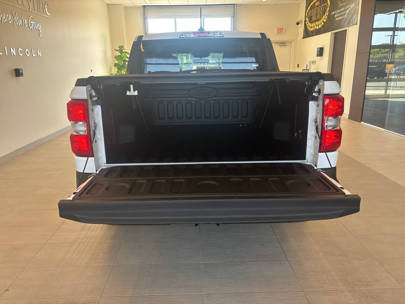 Certified 2023 Ford Maverick XLT w/ Equipment Group 300A Standard AWD/4WD image 10