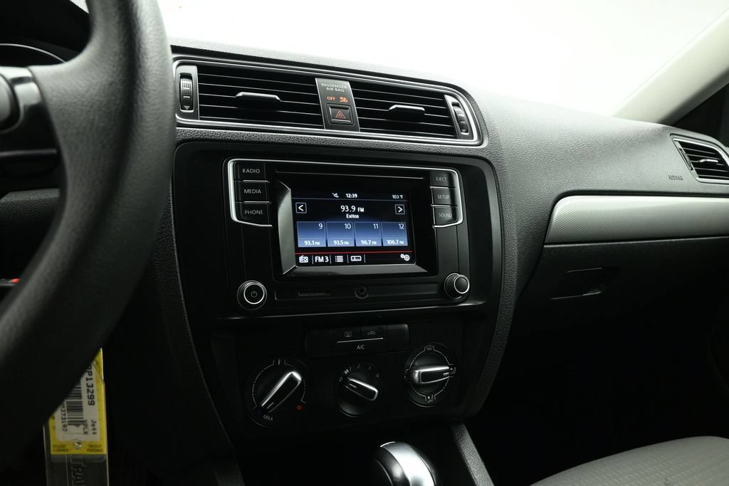 Used 2017 Volkswagen Jetta S FWD image 13