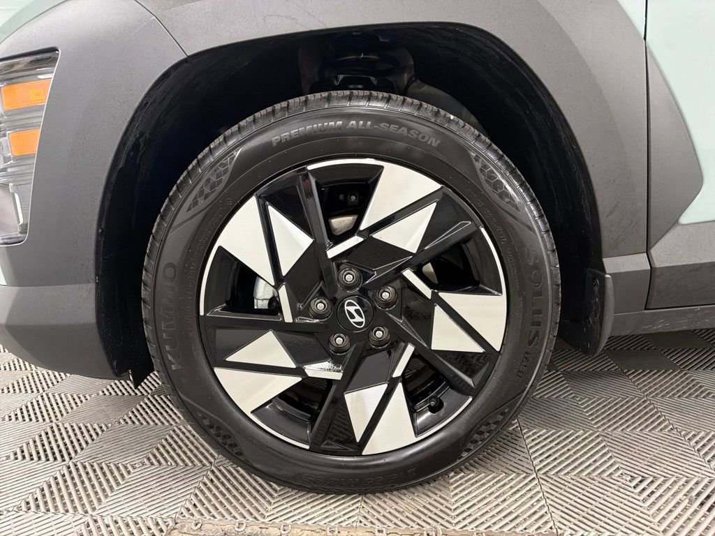 Used 2025 Hyundai Kona SEL image 15