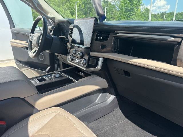 Certified 2024 Ford Expedition Limited image 38