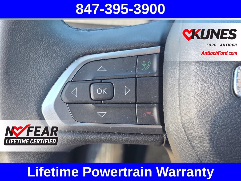Used 2024 Jeep Compass Latitude AWD/4WD image 32