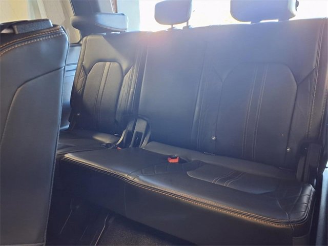 Certified 2022 Ford Expedition Platinum image 17