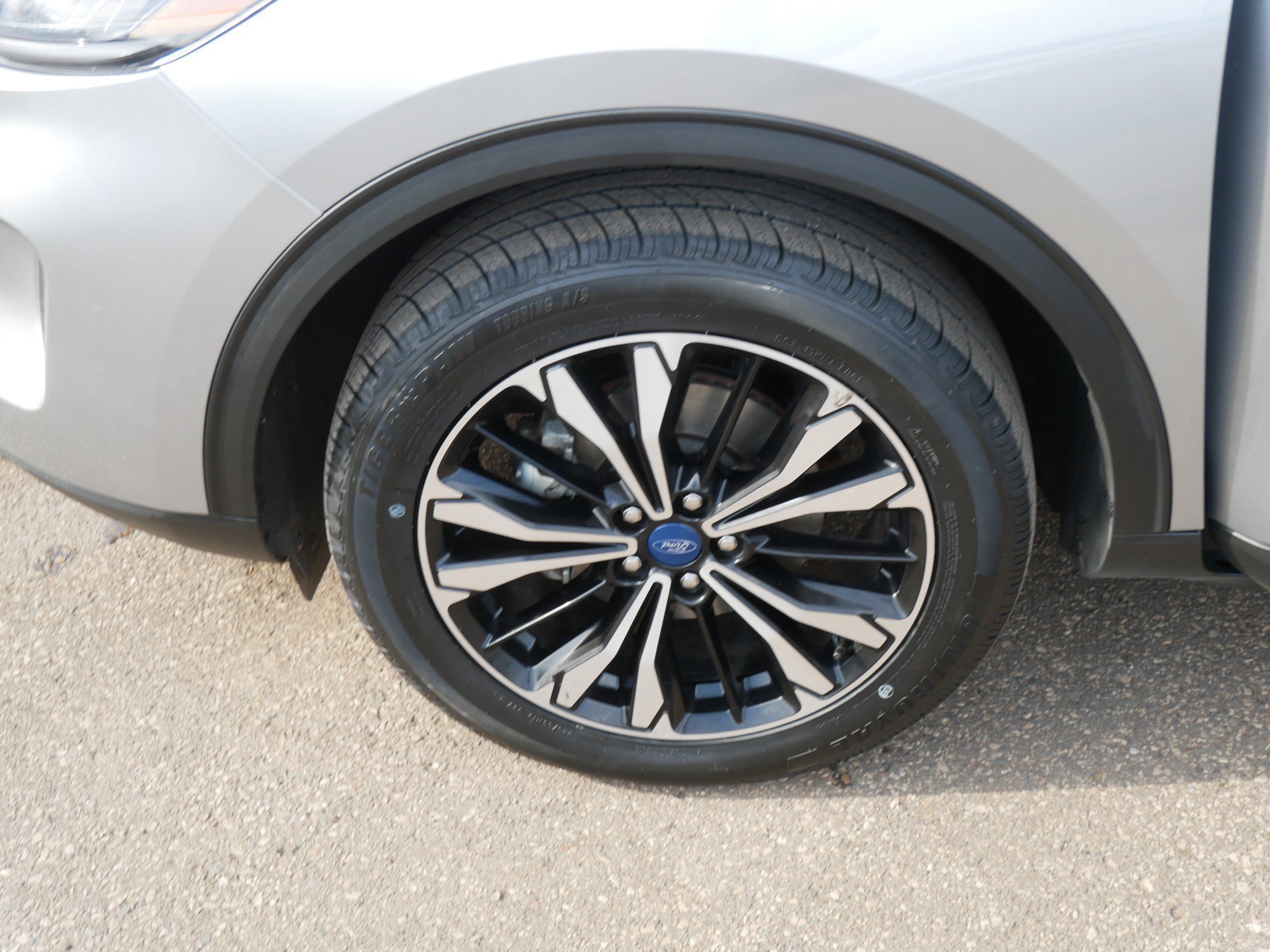 Certified 2022 Ford Escape SEL w/ SEL Stealth AWD Package image 15