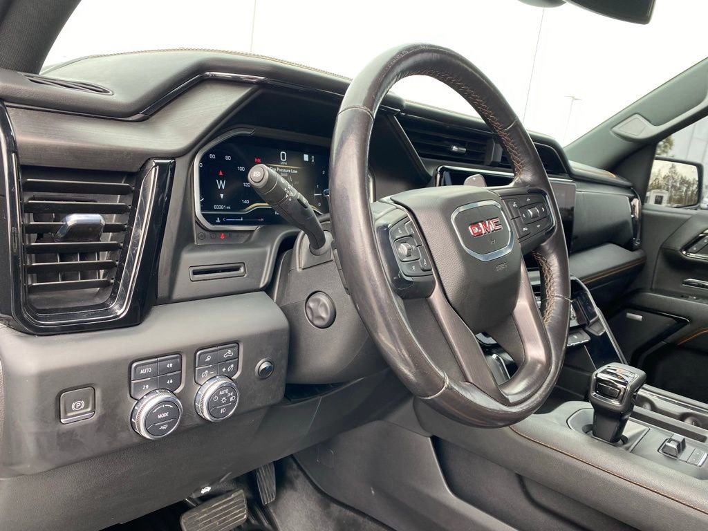 Used 2023 GMC Sierra 1500 AT4 w/ AT4 Premium Package image 9