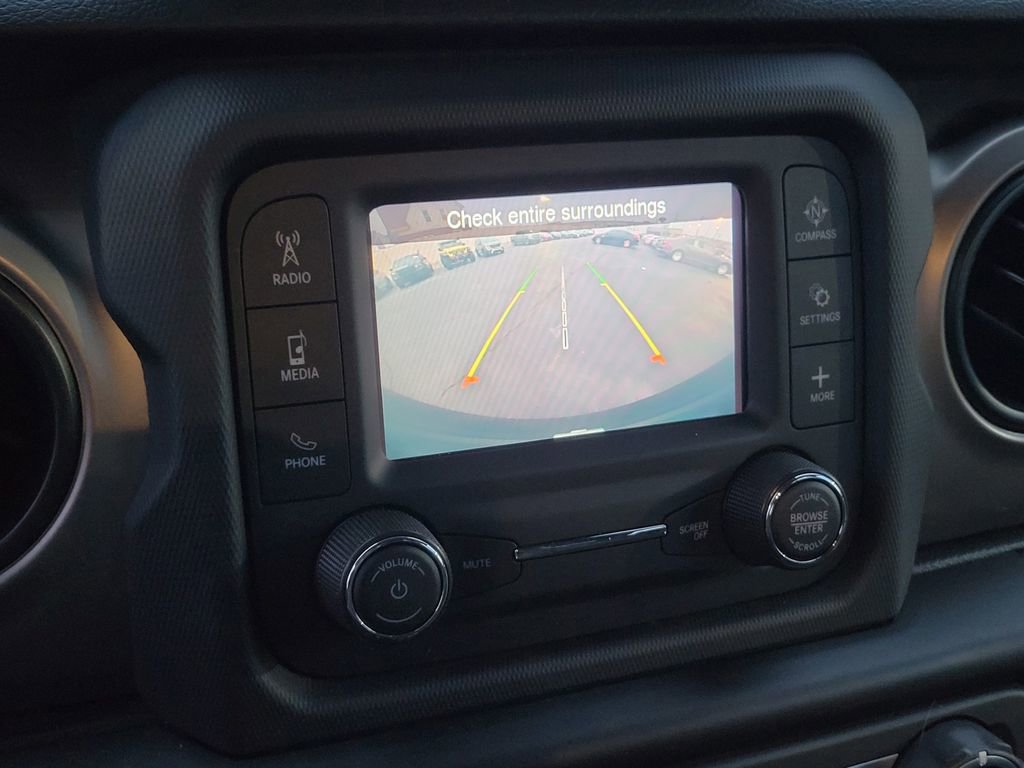 Used 2020 Jeep Wrangler Unlimited Sport image 26