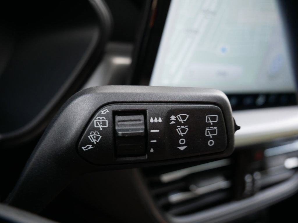 Certified 2023 Ford Escape SE FWD image 19