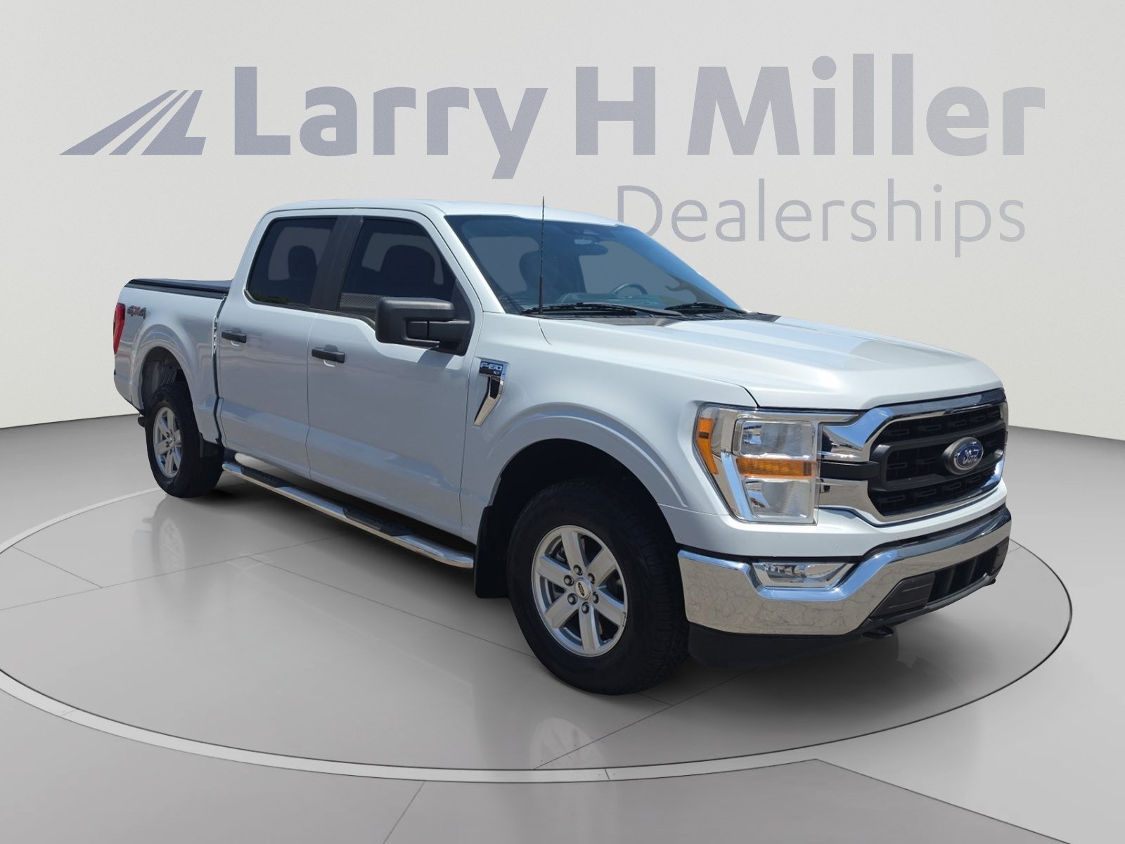 Certified 2022 Ford F150 XLT w/ Trailer Tow Package AWD/4WD image 7