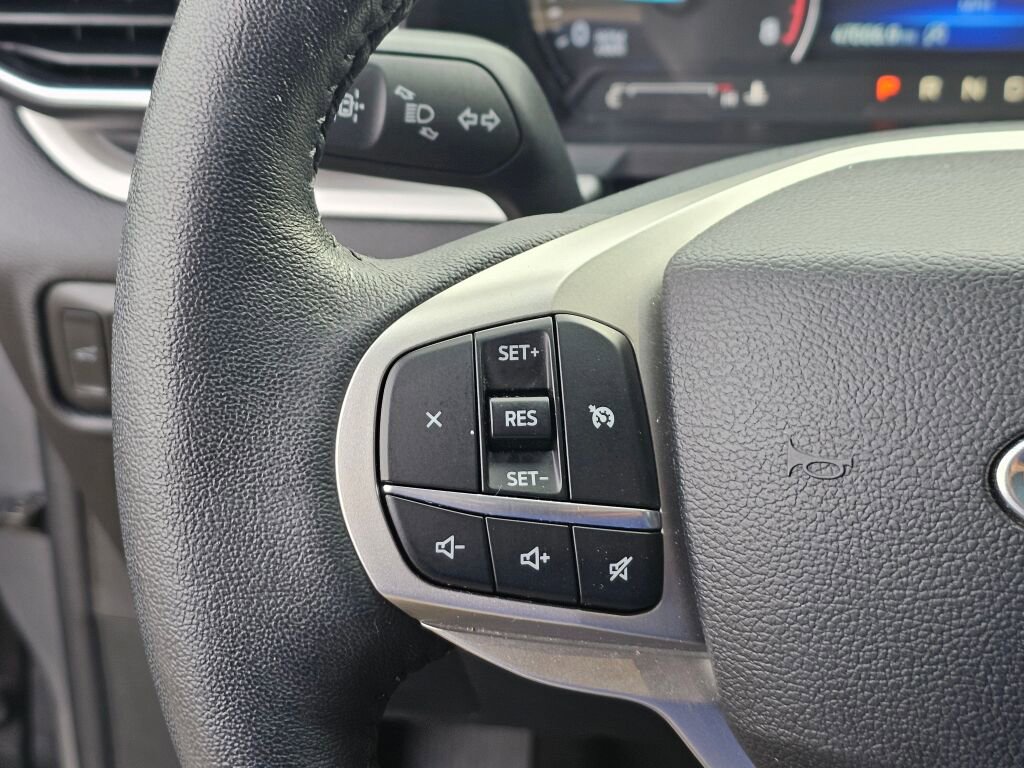 Certified 2024 Ford Explorer XLT w/ Equipment Group 202A image 25