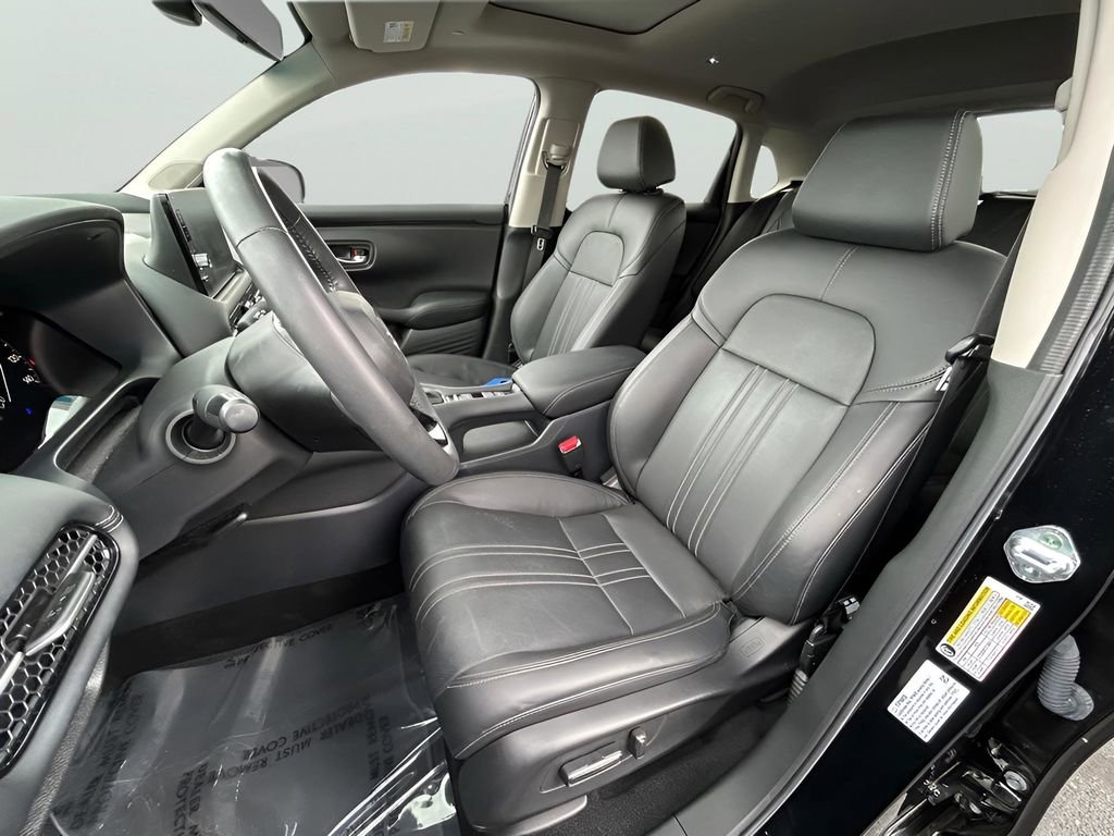 Used 2024 Honda HR-V EX-L image 11
