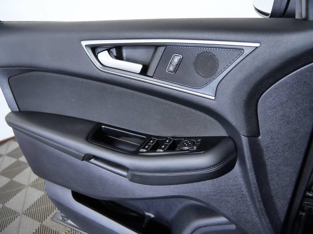 Certified 2019 Ford Edge SEL AWD/4WD image 25