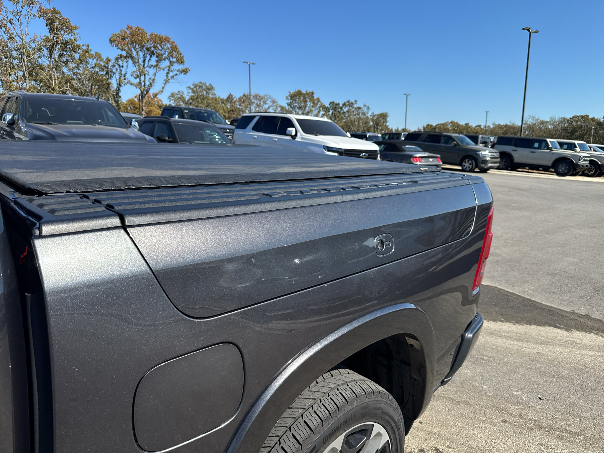 Used 2021 RAM 1500 Limited AWD/4WD image 12