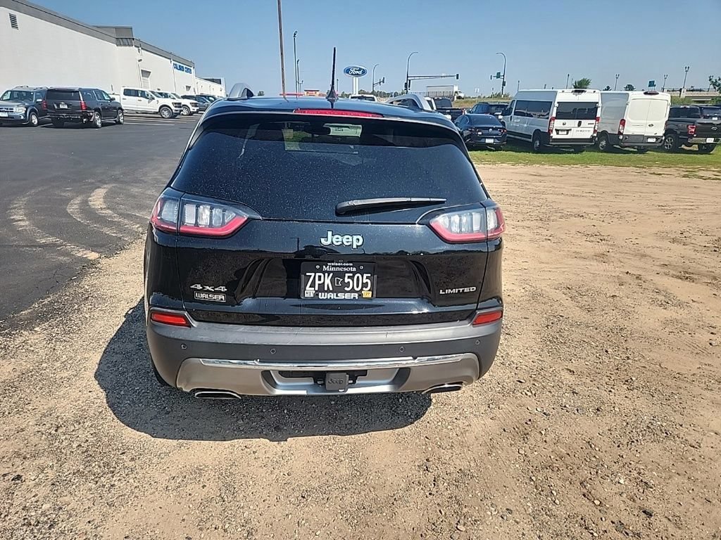 Used 2019 Jeep Cherokee Limited w/ Trailer Tow Group AWD/4WD image 4