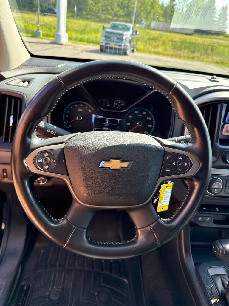 Used 2017 Chevrolet Colorado Z71 AWD/4WD image 21